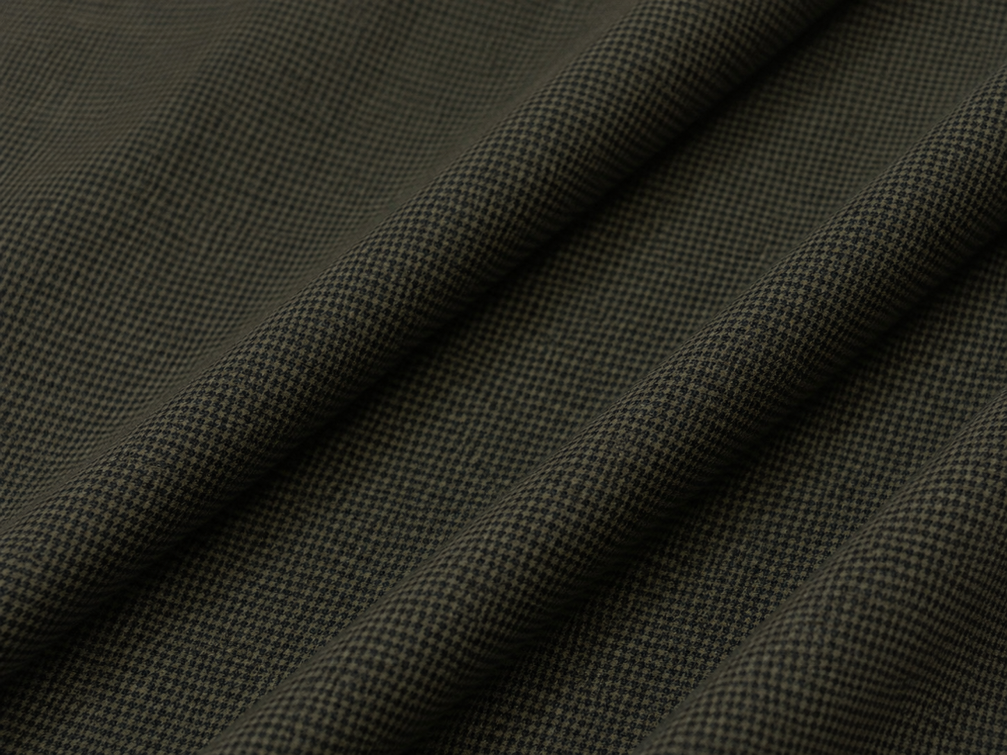 3416 Tropical suiting houndstooth Width 58 inch - Image 1